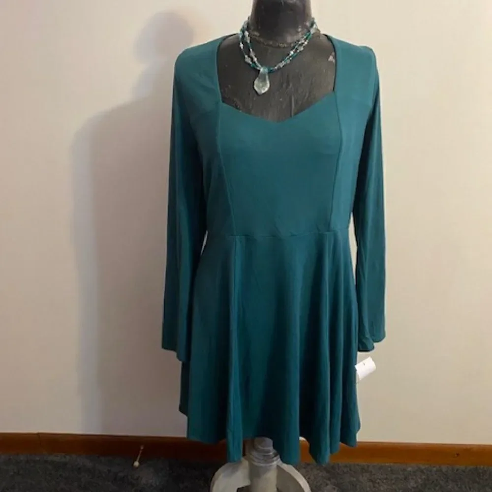 Nine Britton Teal sweetheart neckline cut out flare dress, size XXL